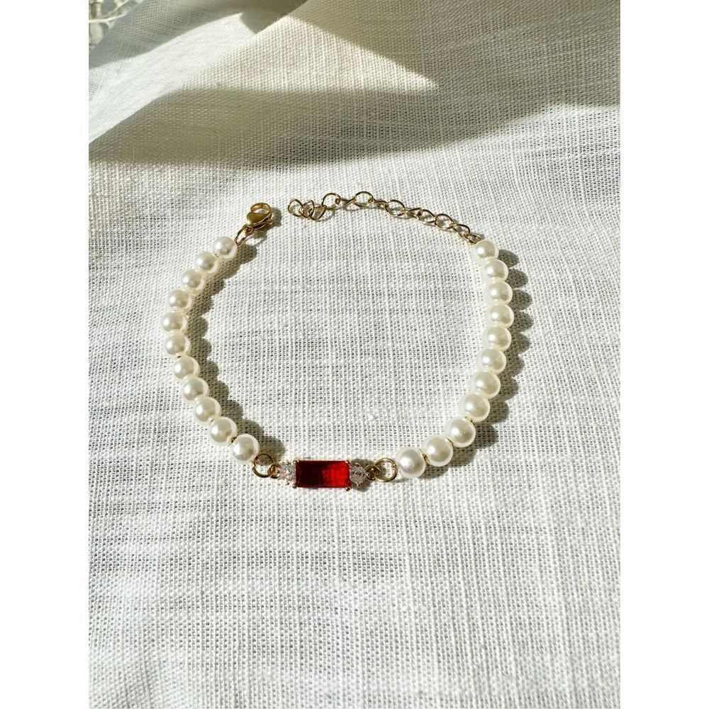 Faux Pearl & Ruby Cubic Zirconia Tennis Bracelet 8” Gold Tone